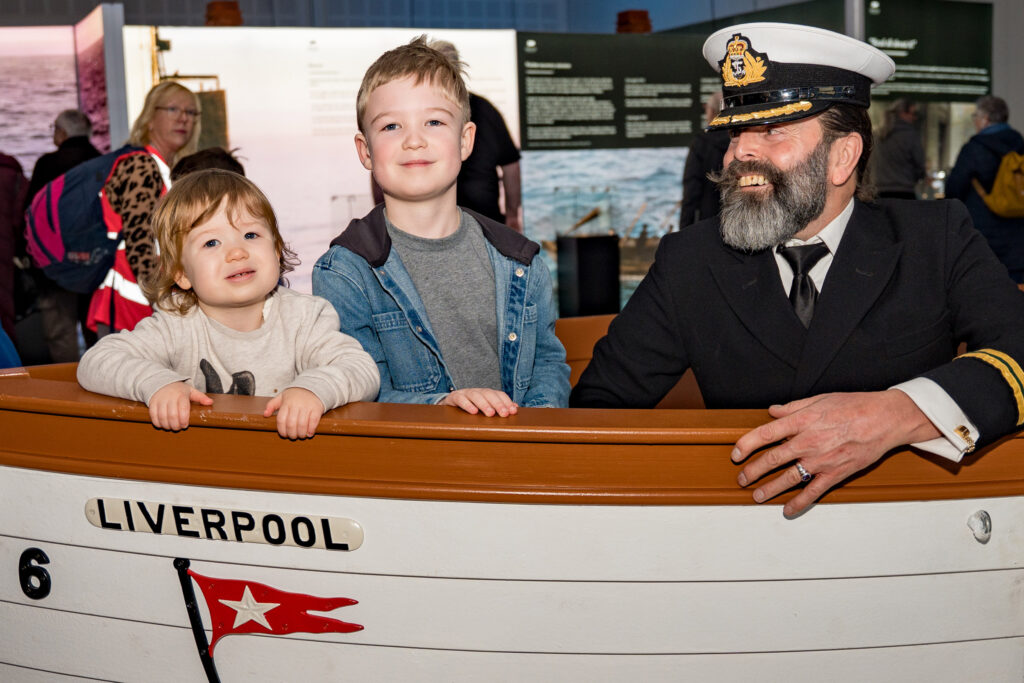 Titanic Exhibition Crew Meet 2